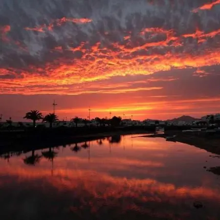 Puerto Del Carmen Sleeps 4 Pool Wifi アパート