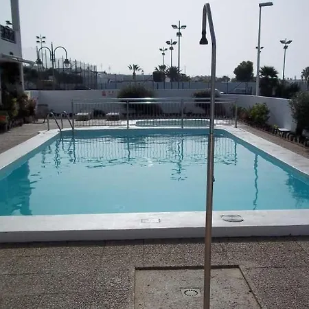 Puerto Del Carmen Sleeps 4 Pool Wifi بويرتو ذيل كارمين